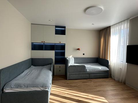 квартира по адресу Радісна, 4