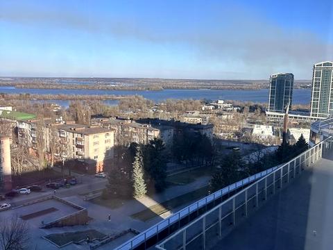 квартира по адресу Дмитрия Яворницкого просп. (Карла Маркса), 5