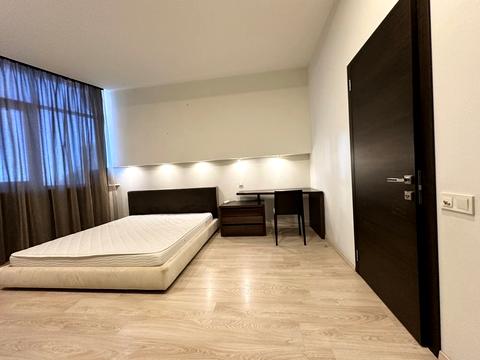 квартира по адресу Дмитрия Яворницкого просп. (Карла Маркса), 5