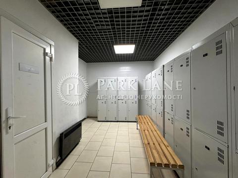 комерційна за адресою Звенигородська вул., 173