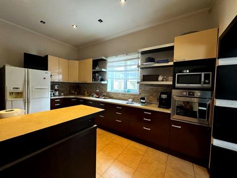 будинок за адресою с. Фонтанка, Хмельницького вул., 14