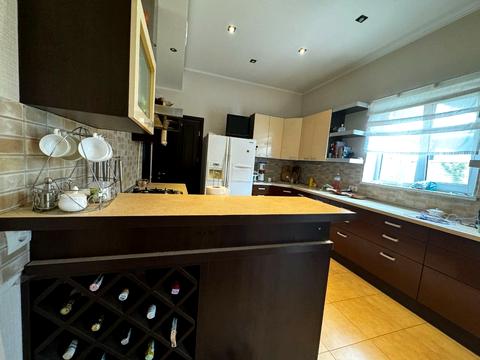 будинок за адресою с. Фонтанка, Хмельницького вул., 14