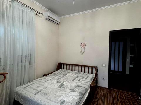 будинок за адресою с. Фонтанка, Хмельницького вул., 14