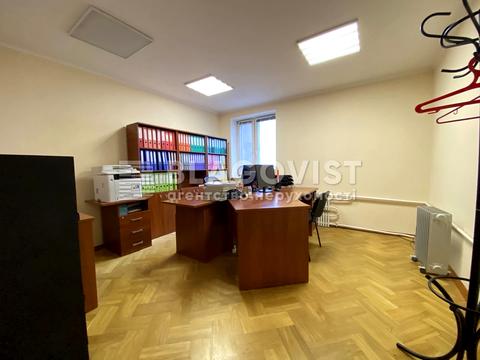 комерційна за адресою Святошинська вул., 4