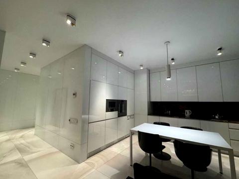 квартира за адресою Андрія Верхогляда вул. (Михайла Драгомирова), 11