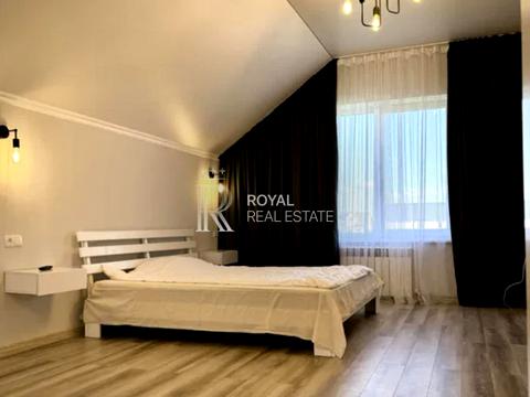 дом по адресу Вышгородская ул.