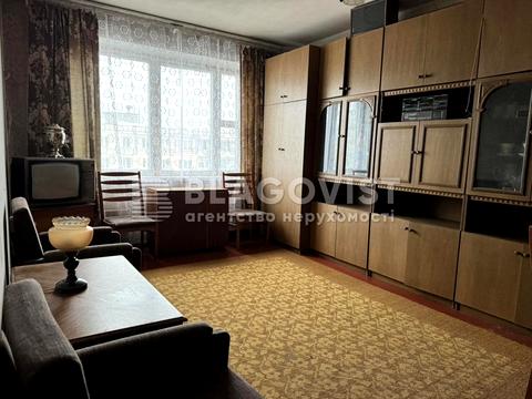 квартира за адресою Академіка Кіпріанова вул., 2