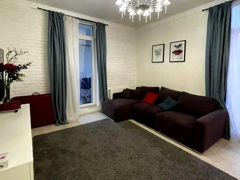 квартира за адресою Регенераторна вул., 4 к5