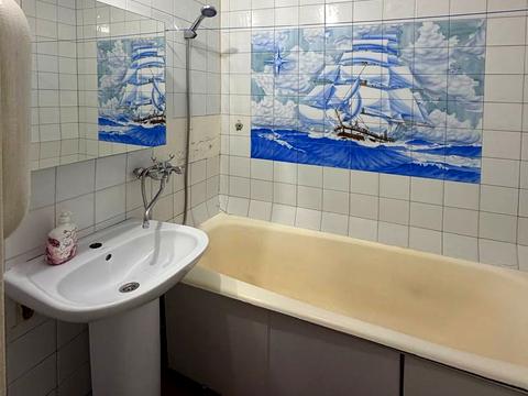 квартира по адресу Героев просп., 40