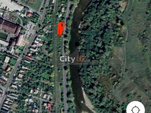 участок по адресу 