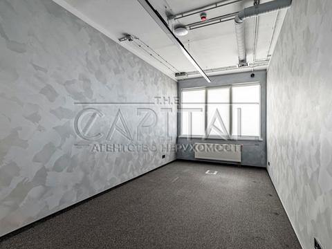 коммерческая по адресу Златоустовская ул., 3