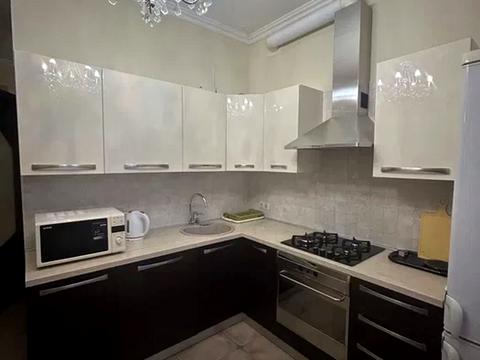 квартира за адресою Миколи Міхновського бульв. (Дружби народів), 11