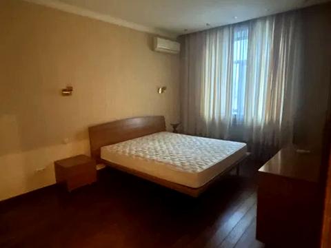 квартира за адресою Миколи Міхновського бульв. (Дружби народів), 11