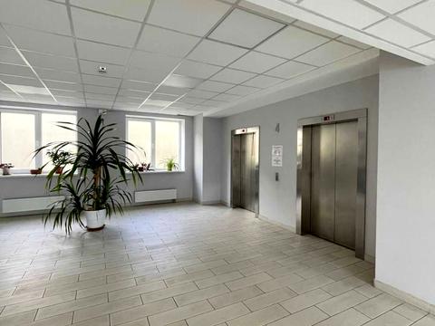 коммерческая по адресу майдан Незалежності пл., 2