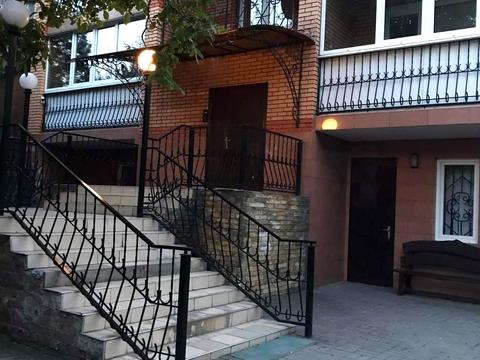 квартира за адресою героїв крут, 4а