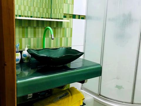 квартира за адресою героїв крут, 4а