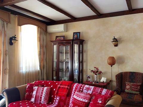 будинок за адресою Молодіжна