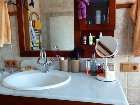 будинок за адресою Молодіжна