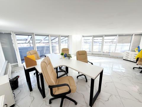 комерційна за адресою Глибочицька вул., 73