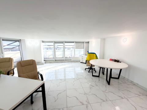 комерційна за адресою Глибочицька вул., 73