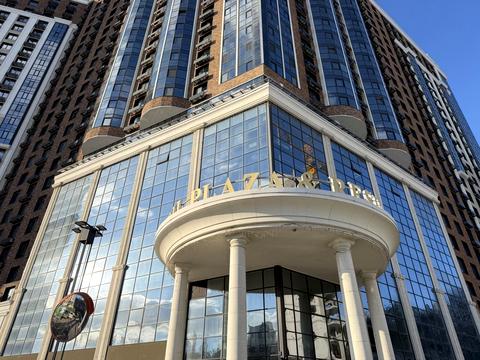 комерційна за адресою Глибочицька вул., 73