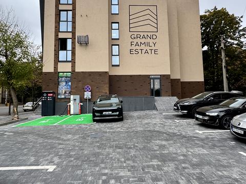 квартира за адресою Михайла Грушевського вул. (Карла Лібкнехта), 20