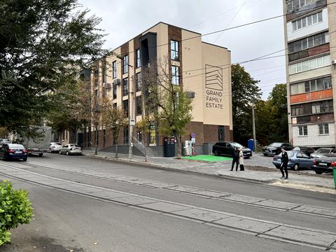 квартира за адресою Михайла Грушевського вул. (Карла Лібкнехта), 20