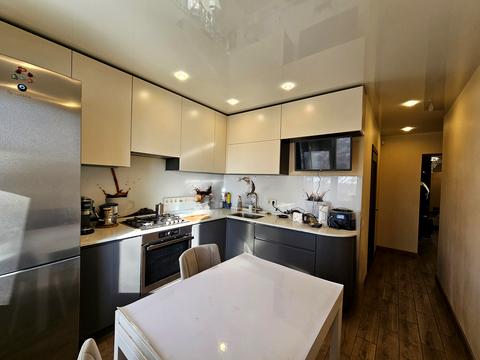 квартира за адресою Зодчих вул., 46