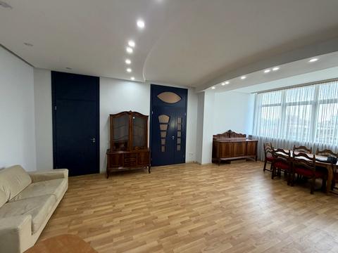 квартира за адресою Виконкомівська вул., 7