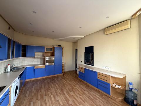 квартира за адресою Виконкомівська вул., 7