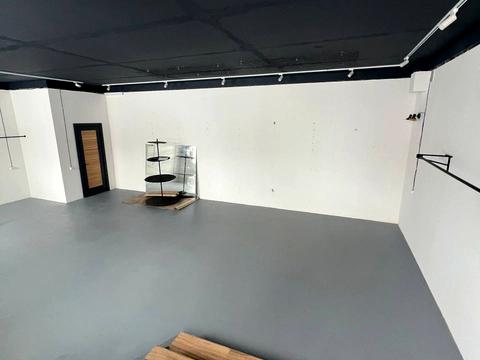 комерційна за адресою Михайла Величка вул., 19