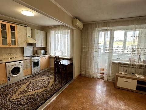 квартира за адресою Академіка Заболотного вул., 56