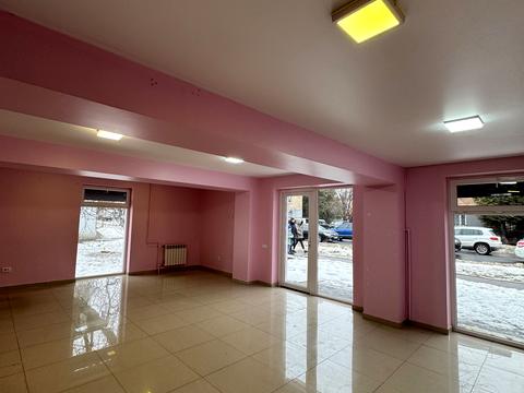 коммерческая по адресу Степана Бандеры ул., 17