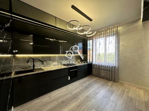 квартира по адресу Защитников Украины пл. (Освобождения), 3