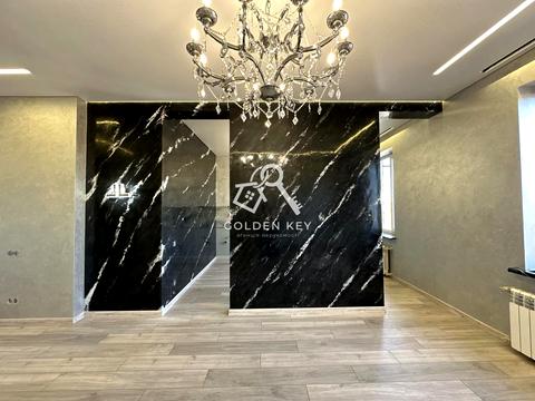 квартира по адресу Защитников Украины пл. (Освобождения), 3