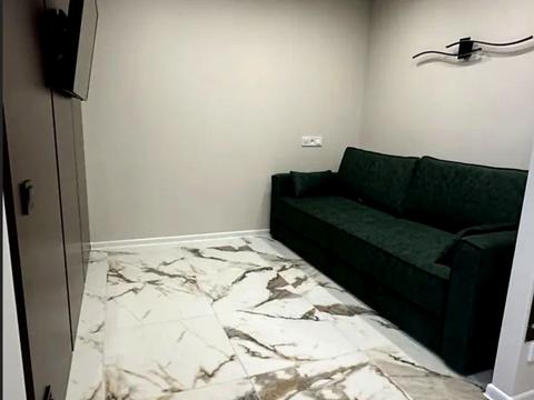 квартира за адресою Менахем-Мендл Шнеєрсона вул. (Мініна), 1