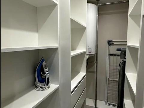 квартира за адресою Менахем-Мендл Шнеєрсона вул. (Мініна), 1