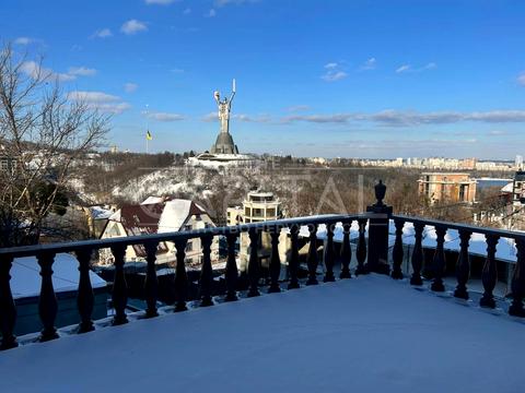 будинок за адресою Київ, Ломаківська вул. (Мічуріна)