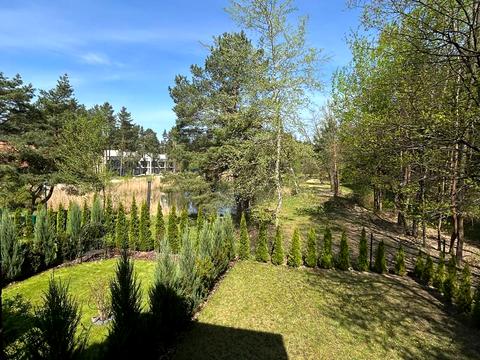 будинок за адресою Незалежності України вул., 64