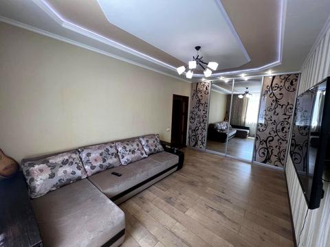 квартира за адресою Зарічанська вул., 11л