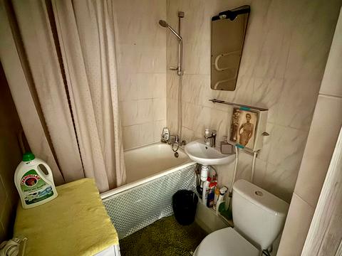 квартира за адресою Київ, Дмитра Дорошенка вул. (Чигоріна), 61-А