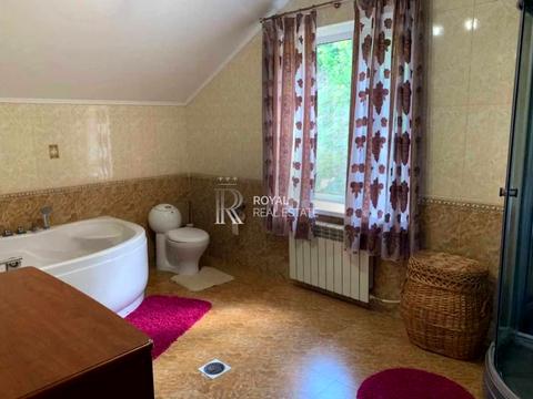 будинок за адресою с. Лісники, Олександра Суворова