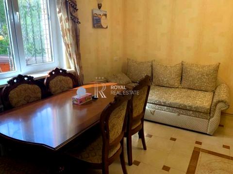 будинок за адресою с. Лісники, Олександра Суворова