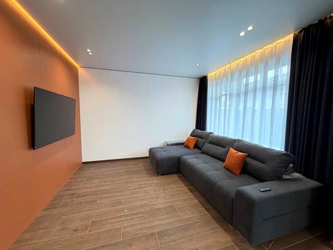 будинок за адресою Місячна вул.