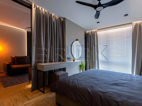 квартира по адресу Князя Романа Мстиславича ул. (Генерала Жмаченка), 22