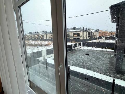 будинок за адресою Місячна вул.