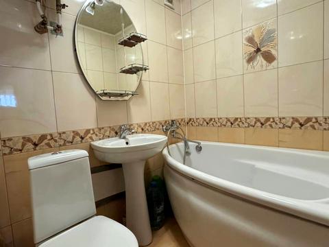 квартира по адресу Героев Харькова просп. (Московский), 214/1