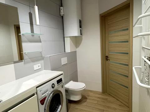 квартира по адресу Домостроительная ул., 3