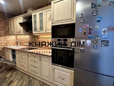 квартира за адресою Миколи Бажана просп., 1-А