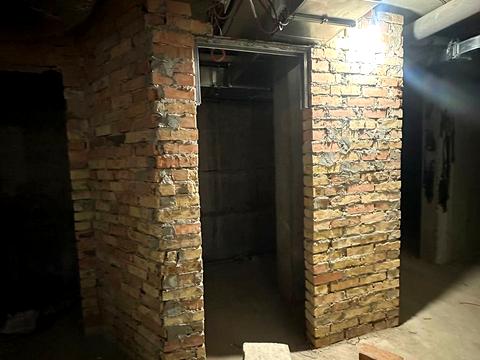 комерційна за адресою Голосіївська вул., 7 